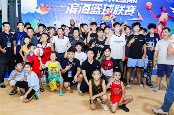 热血滨海，逐梦篮途！2025 三亚市国际滨海篮球联赛重磅开幕