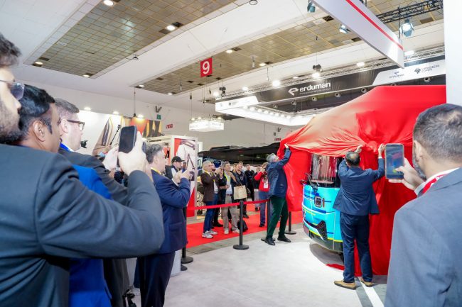 1759768297-abd64c4ae43d538