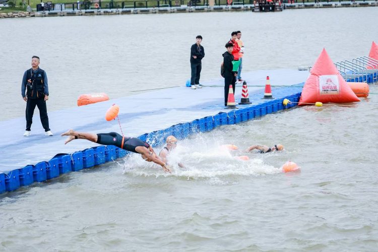 1760873845-8906244955cc990