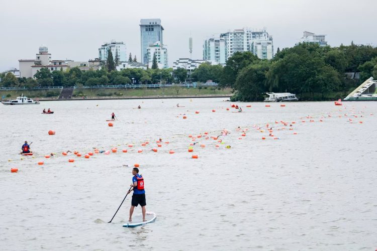 1760873845-afbbae60ef9d46e