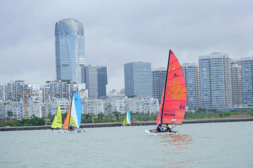 “海口杯”帆船赛共燃海湾激情