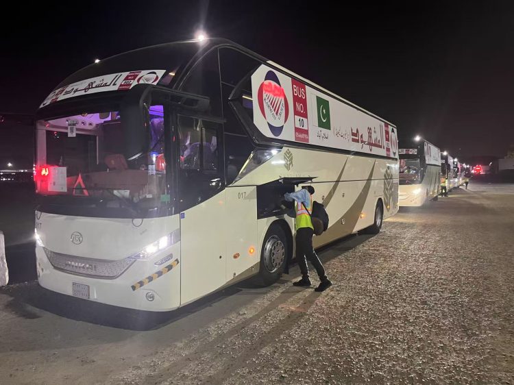 1764853756-7d1887e45673baa